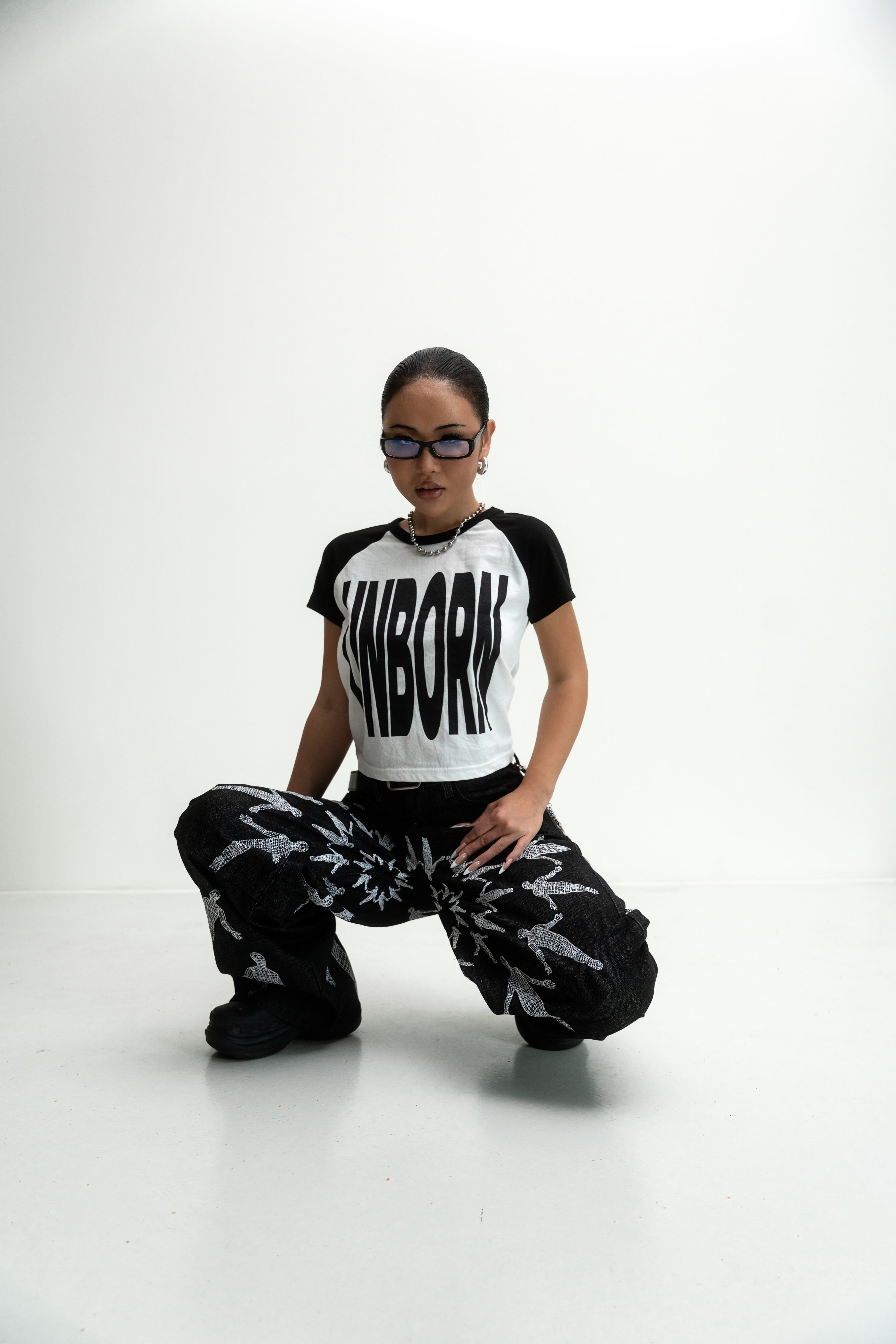 UNBORN LOGO RAGLAN BABY TEE (Black/White)