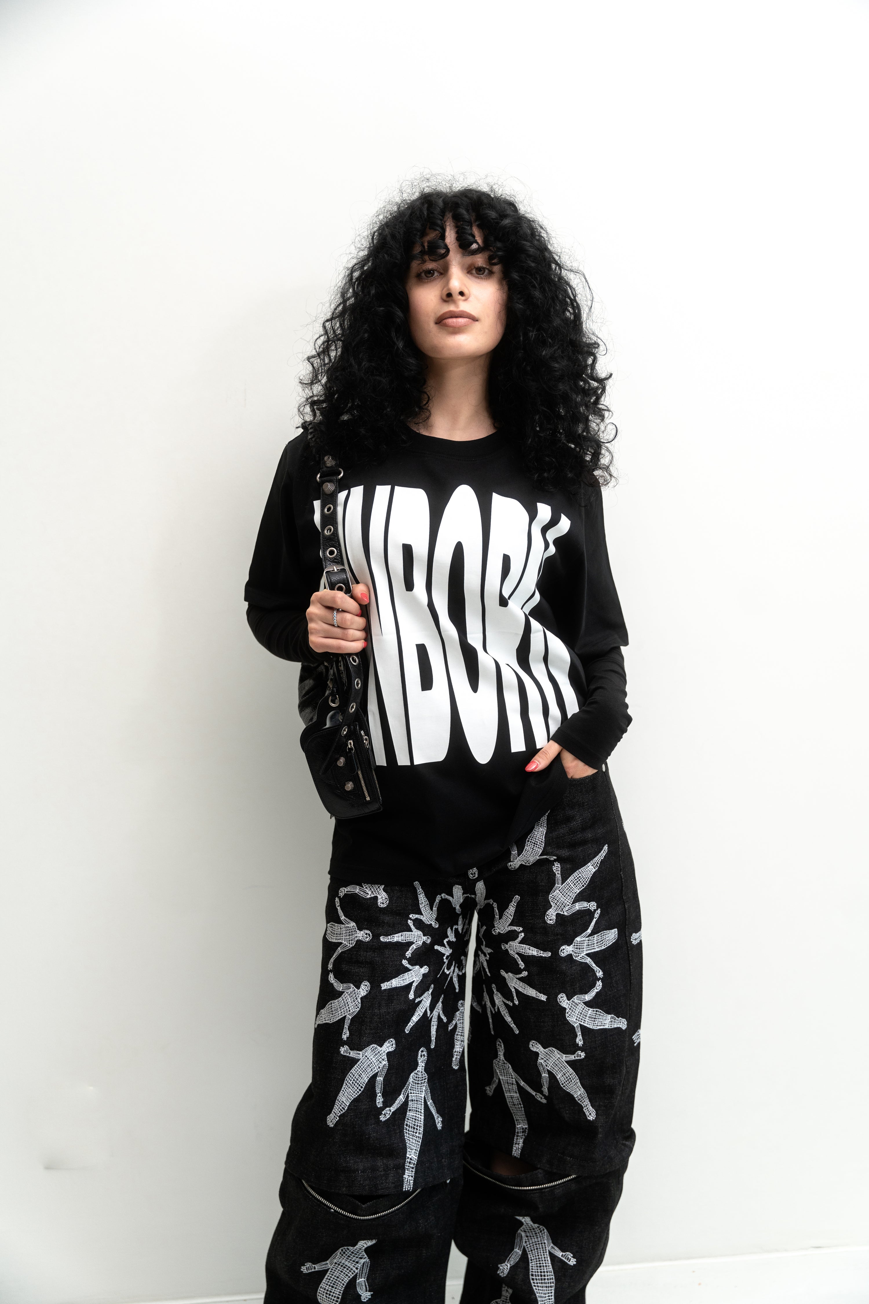 UNBORN LOGO T-SHIRT (Black)