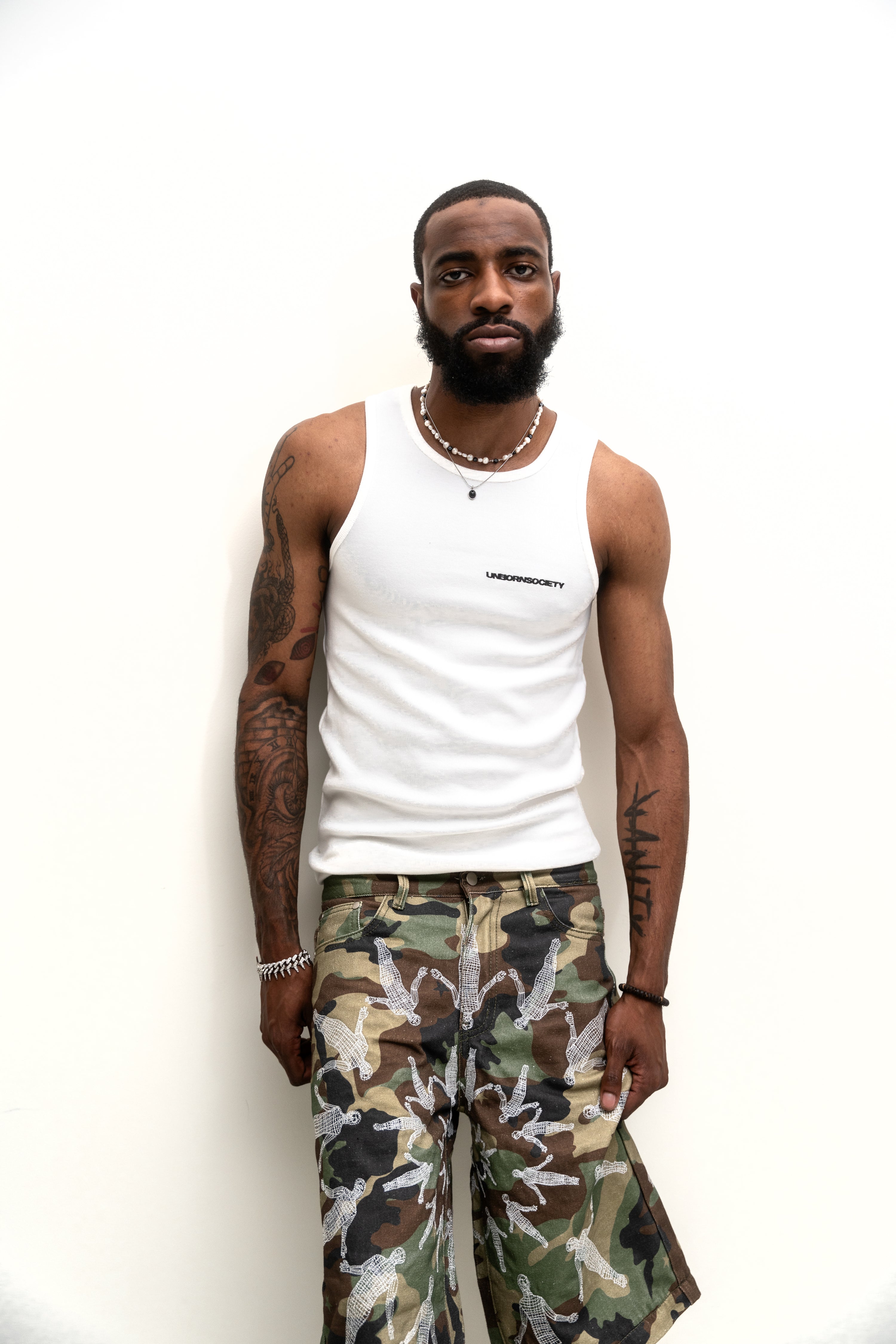 UNBORNSOCIETY LOGO TANK-TOP (White)