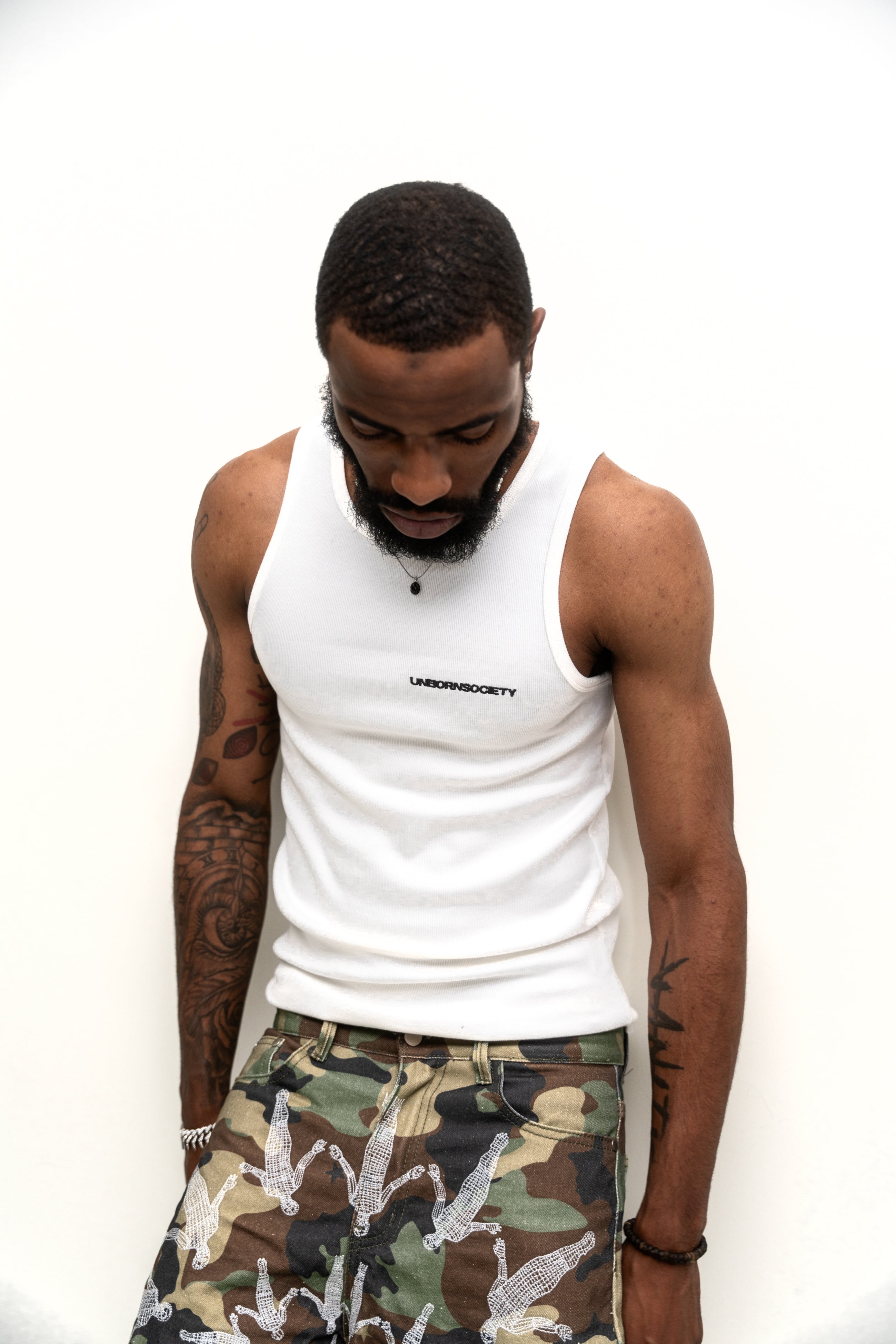 UNBORNSOCIETY LOGO TANK-TOP (White)