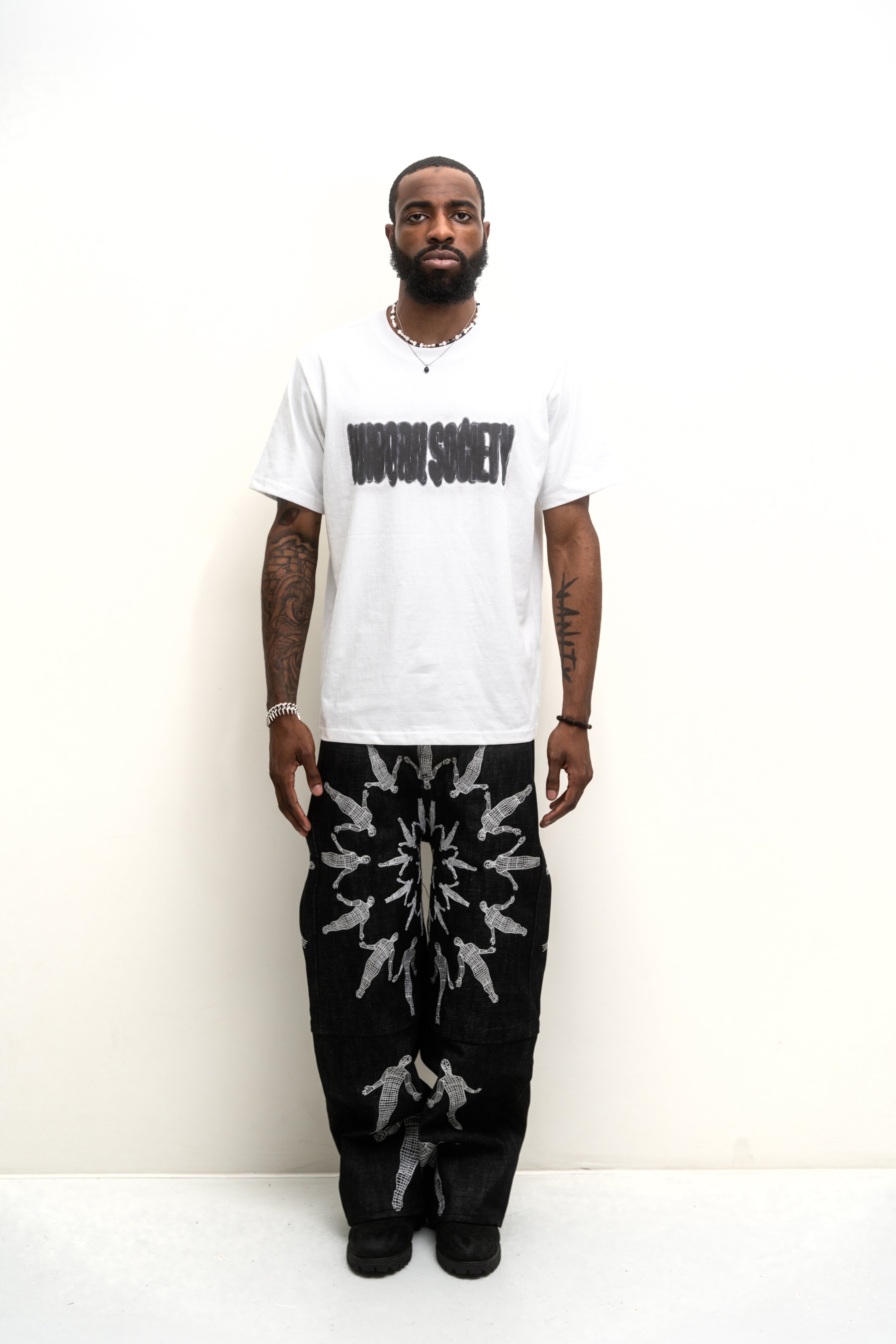 UNBORN SOCIETY SPRAY PAINT T-SHIRT (White)