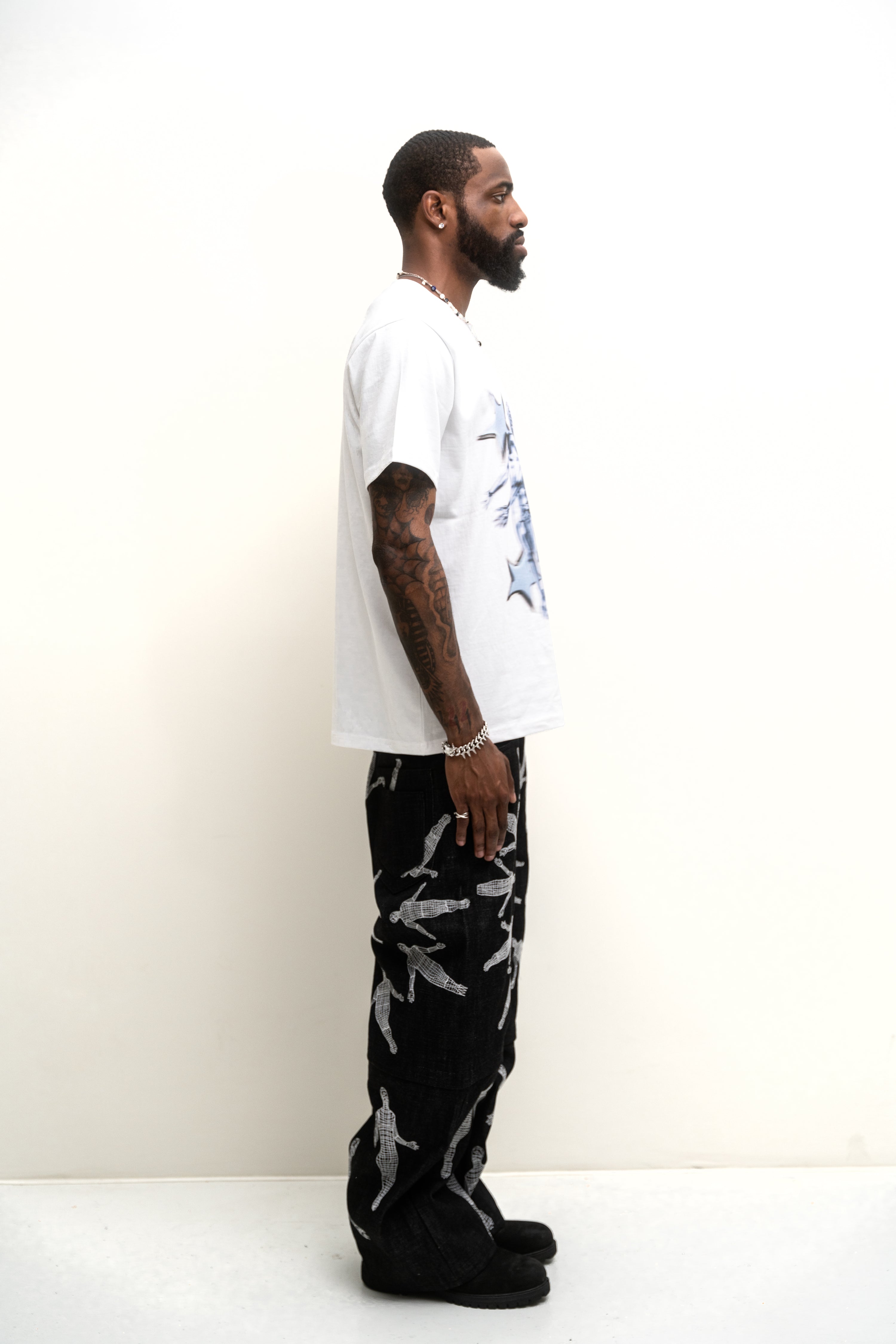 FLYING ENTITIES T-SHIRT (White)