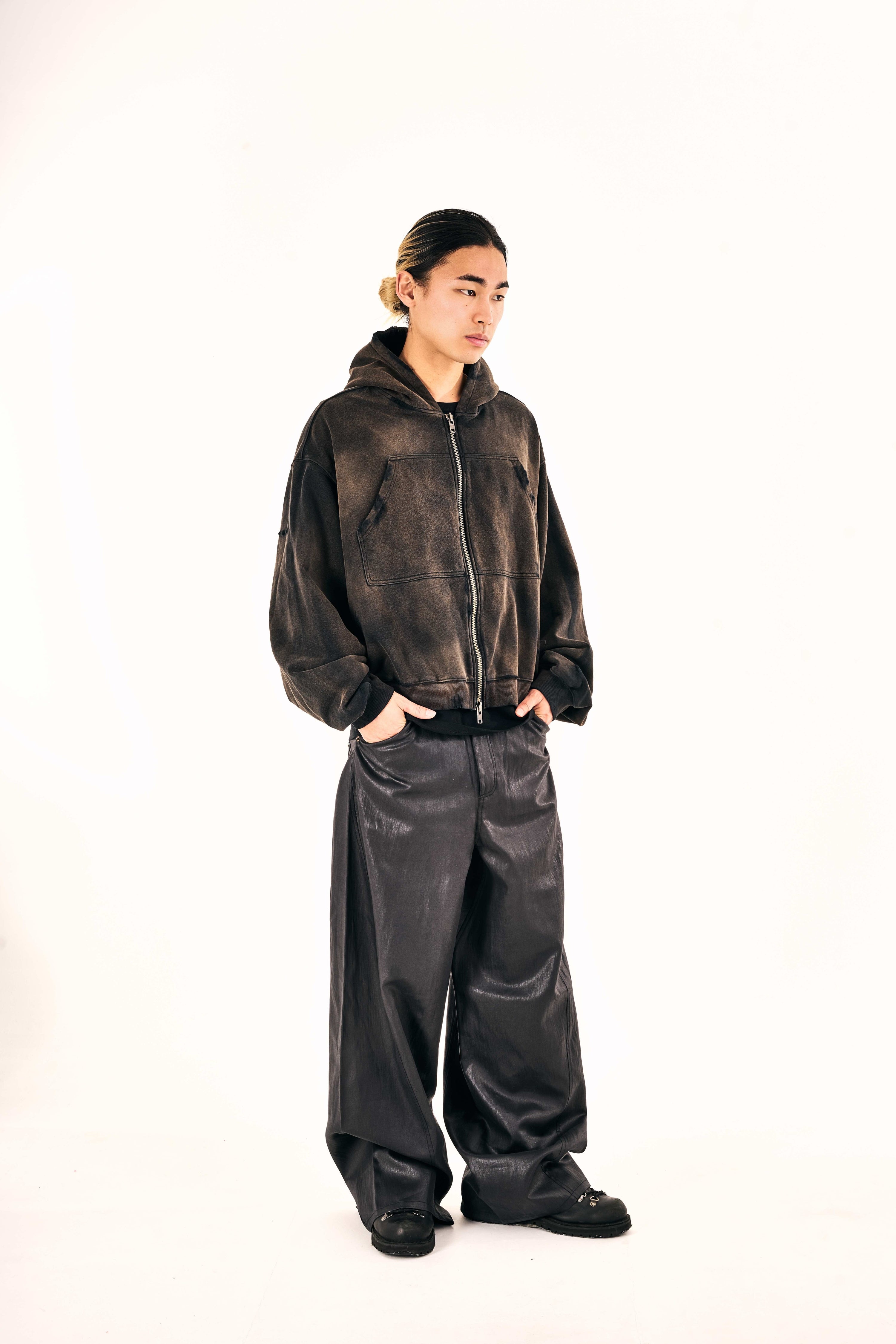 Distressed Washed Chest Pocket Hoodie (Black)